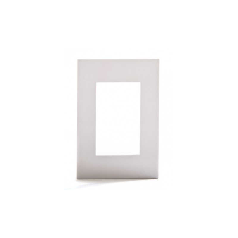 Tapa JELUZ para bastidor de 3 módulos blanca Tapa JELUZ para bastidor de 3 módulos blanca