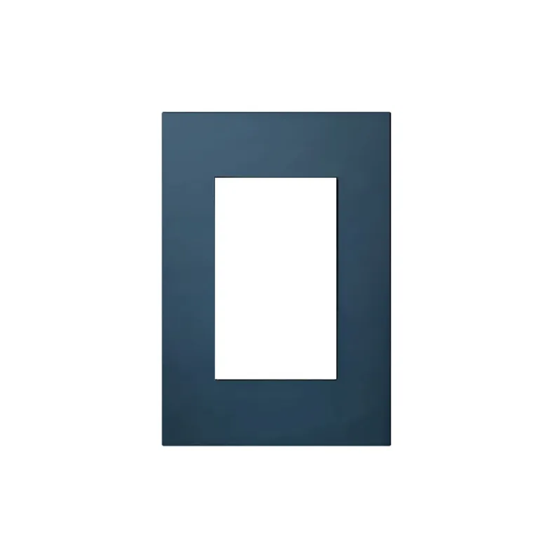 Tapa JELUZ Platinum para bastidor de 3 módulos azul eléctrico Tapa JELUZ Platinum para bastidor de 3 módulos azul eléctrico