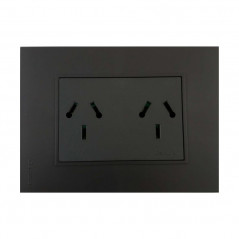 Conjunto armado CAMBRE BAUHAUS tomacorriente doble combinado polarizado 10A gris
