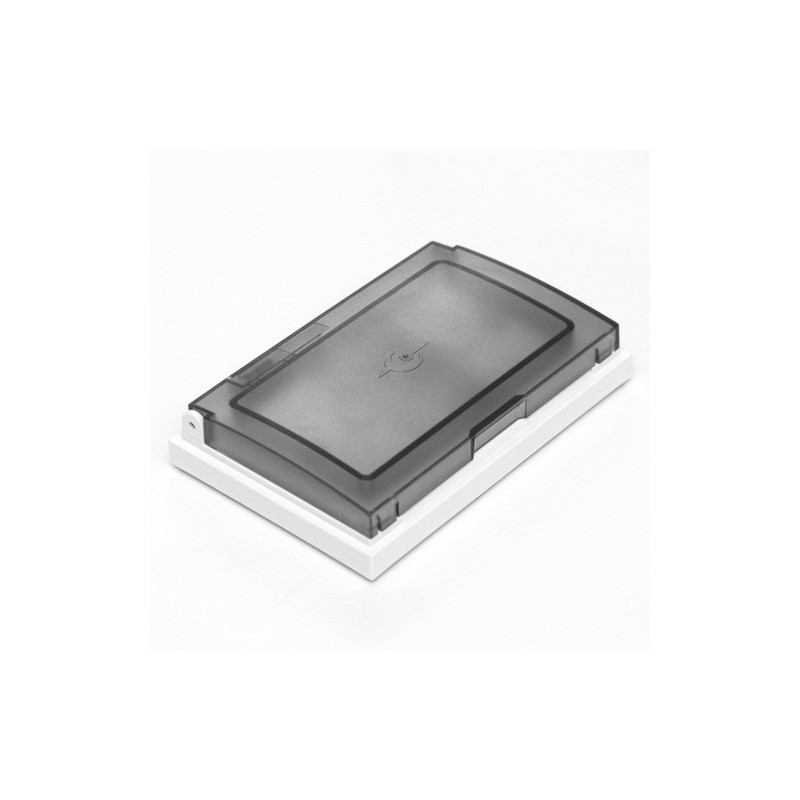 Tapa y bastidor CAMBRE SXXI de 4 módulos ip55 y adaptador para caja 5x5 blanco