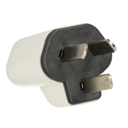 Ficha macho KALOP K3 blanco perno chato polarizado 10A