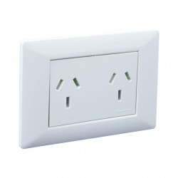 Conjunto armado CAMBRE S.XXII tomacorriente doble polarizado 10A blanco