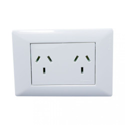 Conjunto armado CAMBRE S.XXII tomacorriente doble polarizado 10A blanco