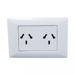 Conjunto armado CAMBRE S.XXII tomacorriente doble combinado 10A blanco