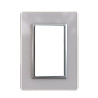 Tapa JELUZ CRISTAL 3 módulos con bastidor plateado
