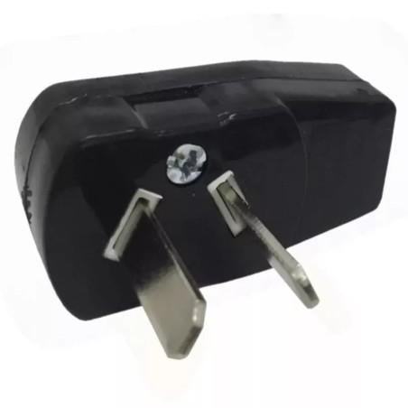 Ficha macho PERCAN PLAST 202-2PN salida lateral bipolar 10A negro