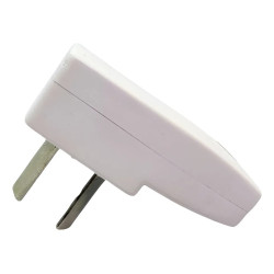 Ficha macho PERCAN PLAST 202-2PB salida lateral bipolar 10A blanco