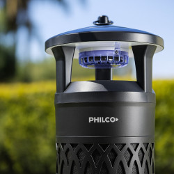 Atrapa insectos PHILCO PHLR970WPI alcance de 60m2 tipo farol uso interior y exterior