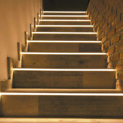 Perfil de aluminio para led ATRIM LUMIERE Maxi Nariz de escalón 2.5m