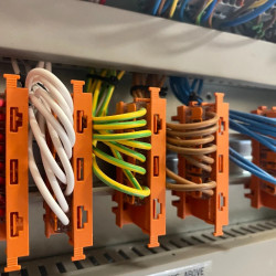 Soporte WAGO para conector 221