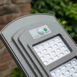 Alumbrado público led solar ILUMROS 90W c/pescante c/control 6500K luz fría dimm